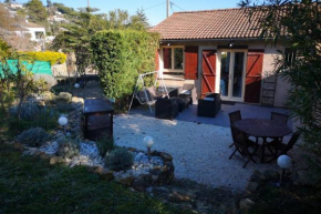 Jolie petite Maison de Charme dans quartier boisé